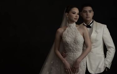 Kilau Mewah Perhiasan Alyssa Daguise Saat Resepsi Pernikahan ...