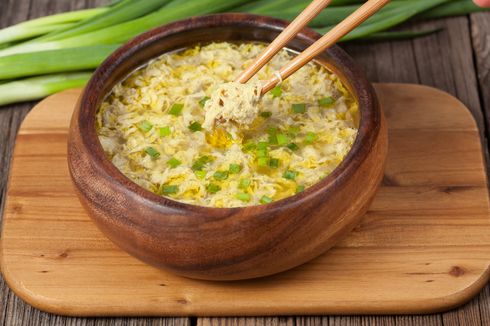 Resep Sup Telur, Praktis Hanya Masak 15 Menit