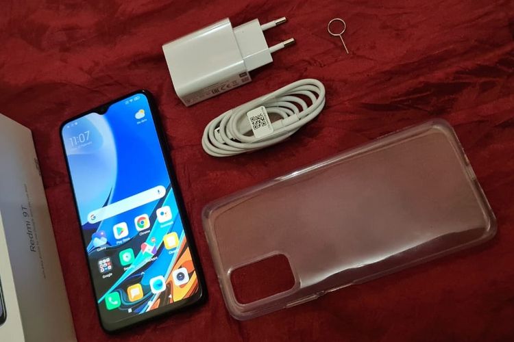 Isi kotak kemasan Redmi 9T