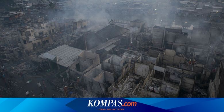 Kebakaran Besar di Teluk Gong, Sumber Api Berasal dari Kompor di Rumah Warga - Vimarsana News