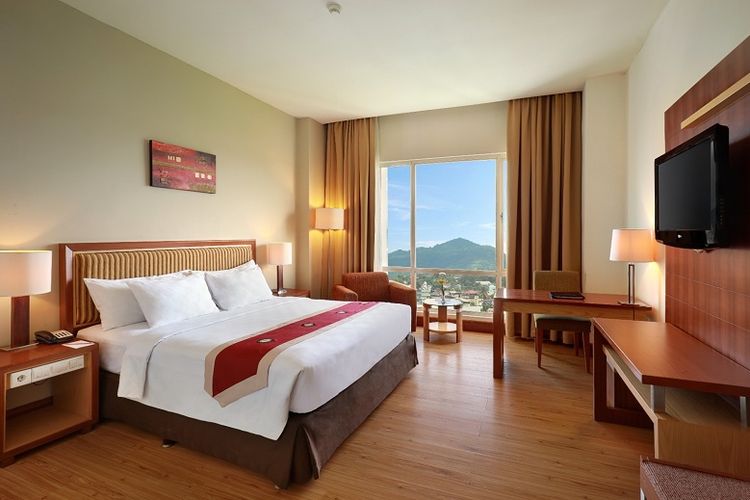 Fasilitas kamar yang ada Swiss-Belhotel Maleosan Manado.