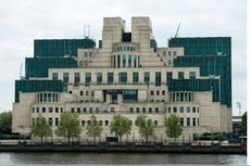 Markas FBI dan Intelijen Inggris Digelari Bangunan Terburuk di Dunia