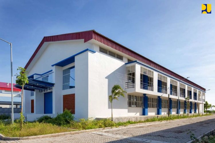 Pembangunan gedung di Politeknik Negeri Madura