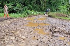 Warga Desa di Kabupaten Bandung Keluhkan Jalan Belum Diperbaiki Sejak Masa Kemerdekaan