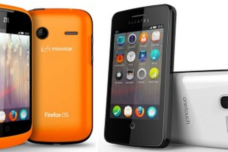 Dua ponsel bersistem operasi Firefox OS, ZTE Open dan Alcatel One Touch Fire