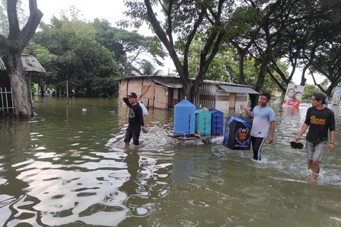 Update Banjir Demak: 10 Tanggul Jebol, 72.123 Warga Terdampak