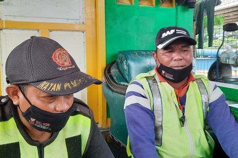 Curhat Pengatur Lalin Jembatan Kapin: Terancam Kehilangan Pekerjaan, Derita Hernia dan Istri yang Sakit