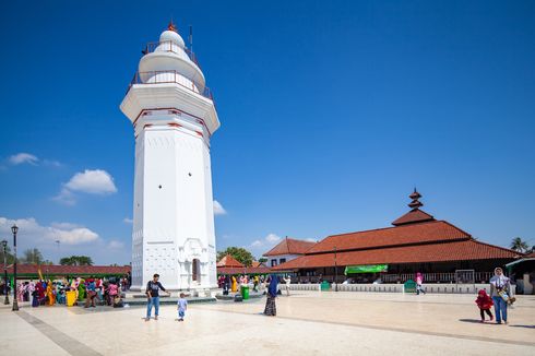 Masjid Agung Banten, Ada Menara Unik Mirip Mercusuar