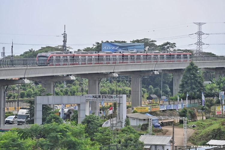 Uji coba LRT Jabodebek.