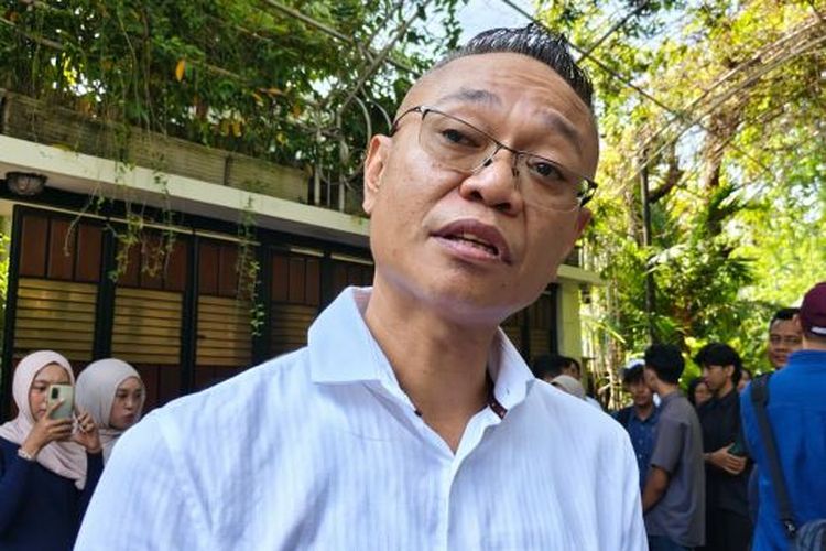 Tuntaskan Perkara Ijazah, 15 Teman Kuliah Jokowi Bakal Hadir di Sidang Roy Suryo dan Tifa