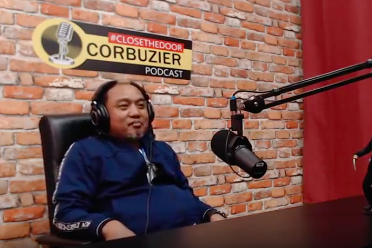 Azis Gagap terkejut bahwa acara OVJ pada 31 Maret 2020 adalah perpisahannya. Rupanya, Azis awalnya berniat mundur diam-diam