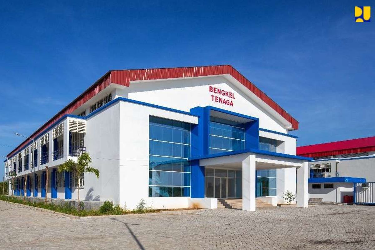 Pembangunan gedung di Politeknik Negeri Madura