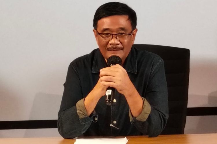 Ketua DPP PDI-P Djarot Saiful Hidayat di Media Center TPN Ganjar-Mahfud, Jalan Cemara Nomor 19, Jakarta Pusat, Senin (1/4/2024).