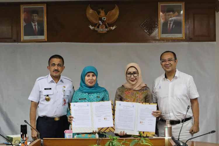 PAM JAYA, melalui Dharma Wanita PAM JAYA dan TP  PKK Kota Administrasi Jakarta Timur mendukung percepatan penurunan stunting di Jakarta Timur melalui penandatanganan kesepakatan bersama. 