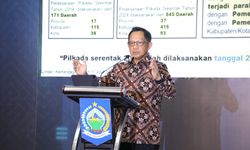 Mendagri Tito Soroti Pertumbuhan Ekonomi Negatif NTB