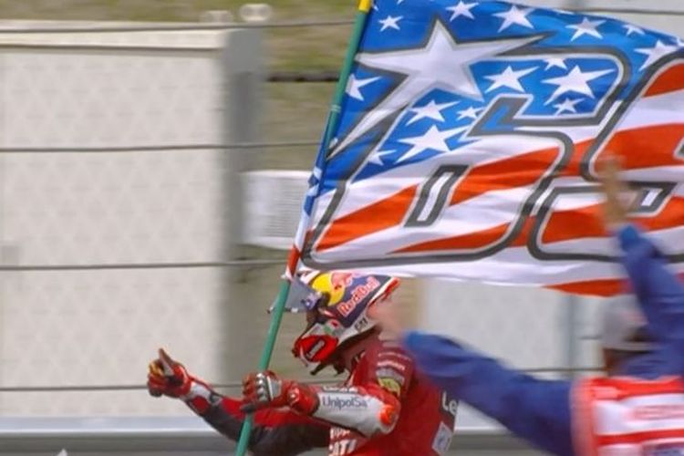 Jack Miller kibarkan bendera Nicky Hayden pada MotoGP Amerika 2022