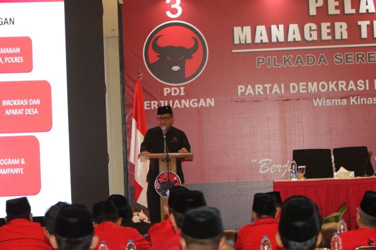 Sekjen PDI-P Hasto Kristiyanto saat membuka pelatihan manajer kampanye untuk Pilkada 2018 dan Pemilu 2019 di Jakarta, Kamis (1/3/2018).