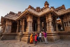Misteri Pilar-pilar Batu di Kuil India yang Bisa 