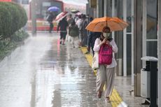 Sosialisasi Diperpanjang, Penumpang KRL yang Tak Pakai Baju Lengan Panjang Belum Dikenai Sanksi