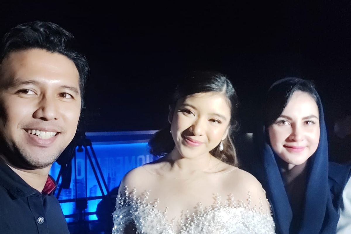 Emil Dardak dan Arumi Bachsin semangati Tiara yang menjadi runner up Indonesian Idol musim kesepuluh.