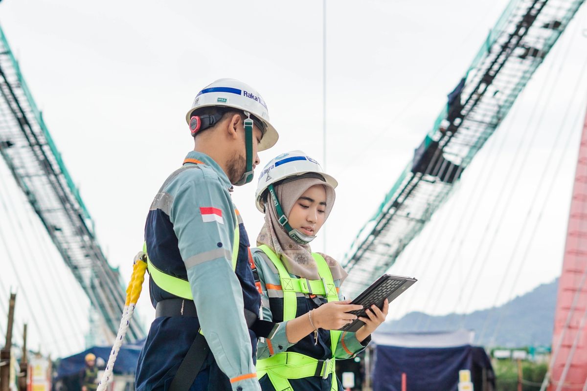 Pekerja PT Wijaya Karya (Persero) Tbk (WIKA) melakukan aktivitas proyek sebagai bagian dari upaya pemulihan kinerja dan penguatan fundamental perseroan.