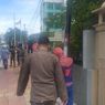 Mengemis di Perempatan Jalan, 8 Orang di Kota Padang Diamankan Satpol PP