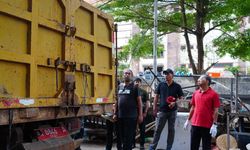 Gubernur Koster Ajak Masyarakat Bali Bersatu Bersihkan Sampah Pascabanjir