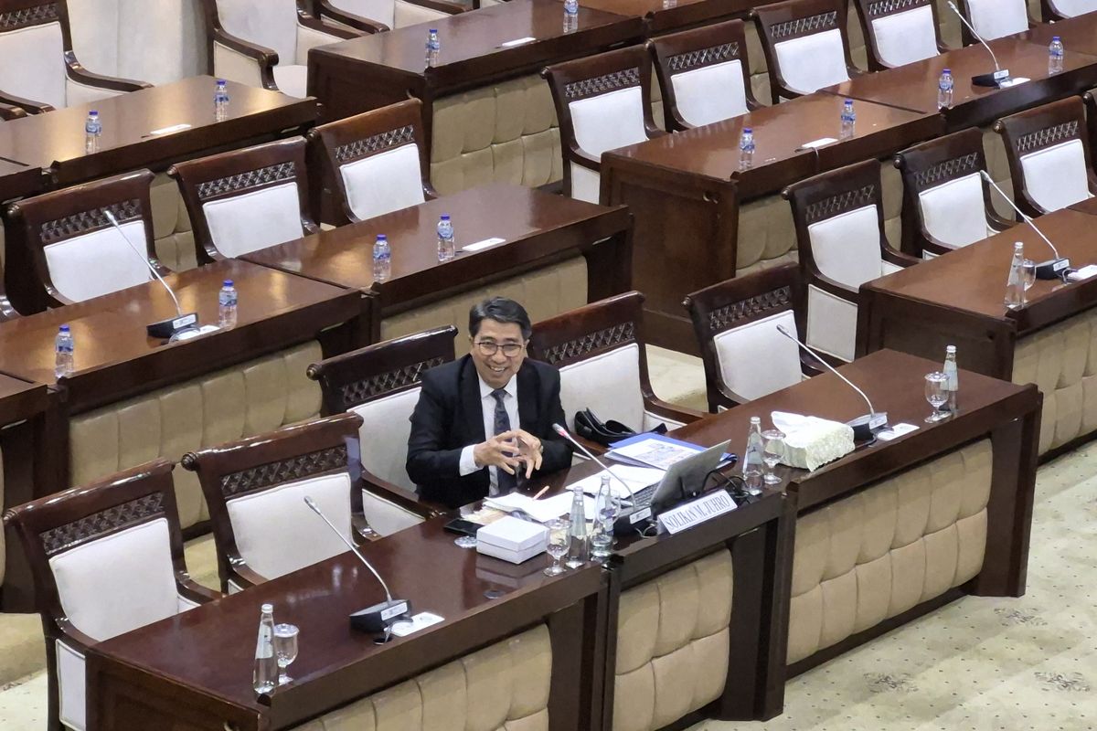 Solikin Paparkan Strategi Semangka dalam Uji Kelayakan Deputi Gubernur BI