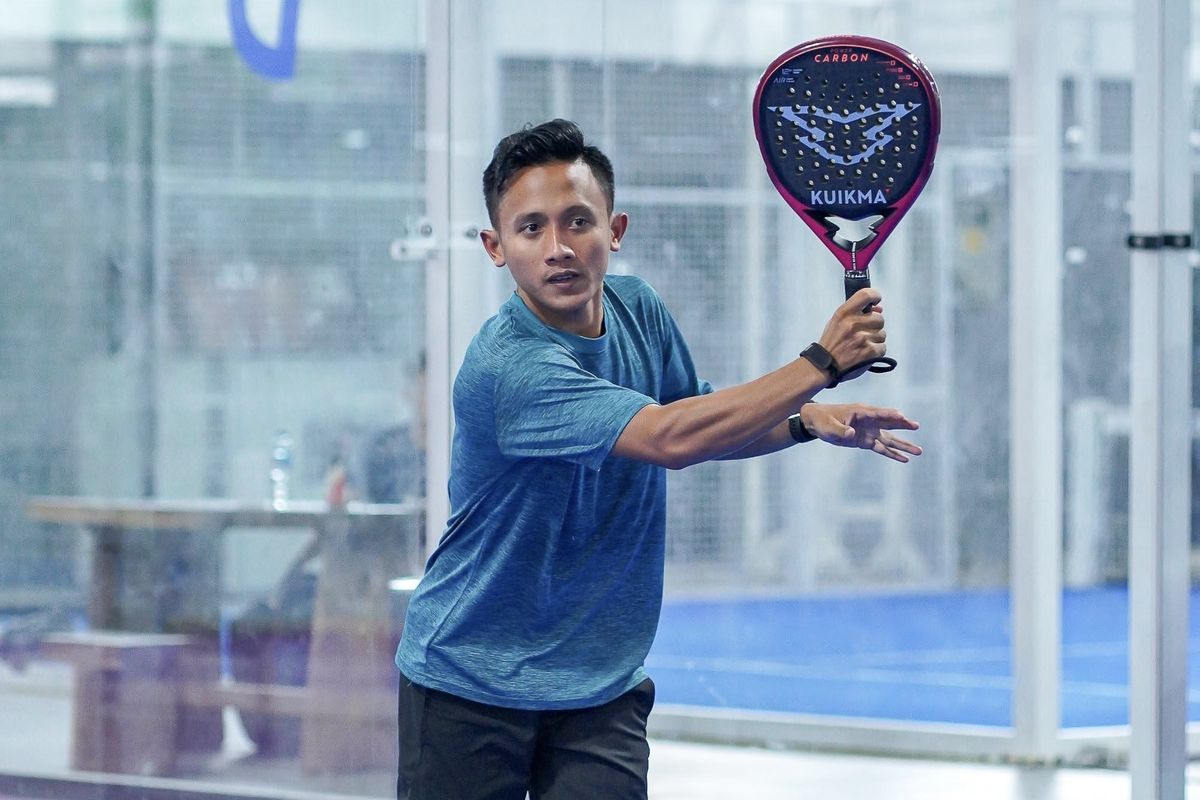 Mantan atlet tenis Moh Farid Mauludi (26) yang kini mendalami dan menjadi pelatih padel di Surabaya.