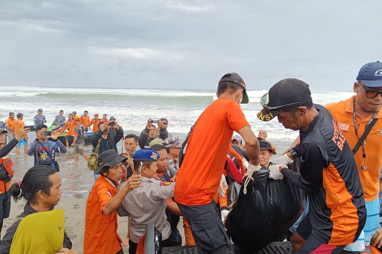 Wisatawan Terseret Ombak di Parangtritis Ditemukan Meninggal, Tim SAR Tutup Operasi