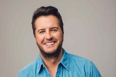 Lirik dan Chord Lagu Play It Again dari Luke Bryan