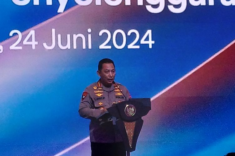 Kapolri Jenderal Listyo Sigit Prabowo di The Tribrata Darmawangsa, Jakarta, Senin (24/6/2024).