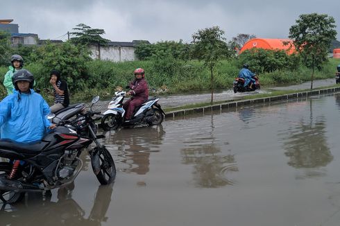 Hari Ketiga Banjir di Perumahan Garden City Tangerang, Akses Jalan Terputus