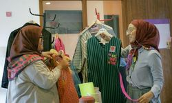 Kolaborasi Inspiratif, Chiki Fawzi dan Dompet Dhuafa Hadirkan Koleksi Busana Lurik di Ajang IN2MF 2024