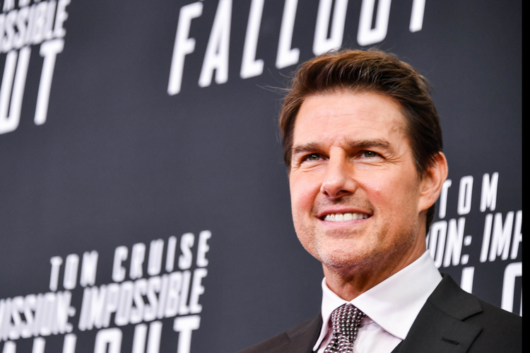Tom Cruise merupakan aktor yang sukses tampil awet muda meskipun sudah berusia 59 tahun. 