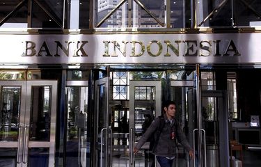 Sejak tahun 1946 bank sentral yang ada di Indonesia adalah BNI, namun saat ini bank sentral di Indonesia adalah BI.