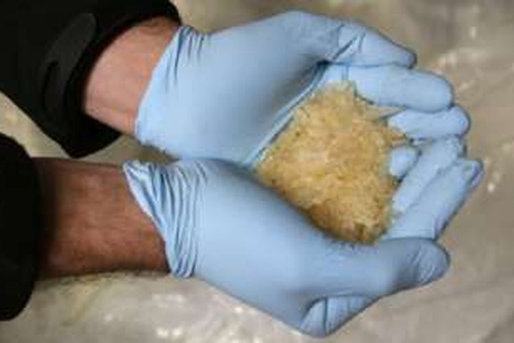 Selain paket berisi satu kilogram sabu kristal, remaja Hongkong diduga terkait dengan pengiriman 28 kg narkoba.