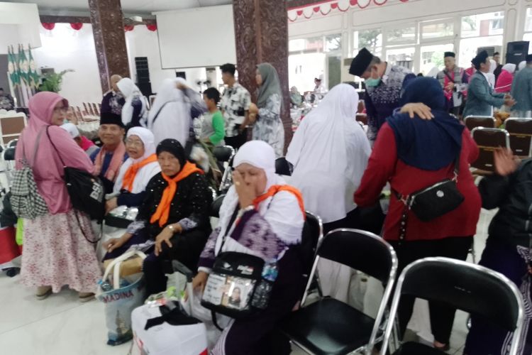 Apa Itu Haji Furoda, Biaya, Syarat, dan Cara Pendaftarannya