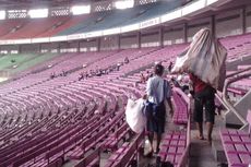 Sampah di GBK, Berkah Para Pemulung