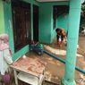 Banjir Surut, Warga di Pejaten Timur Bersihkan Rumah dari Lumpur