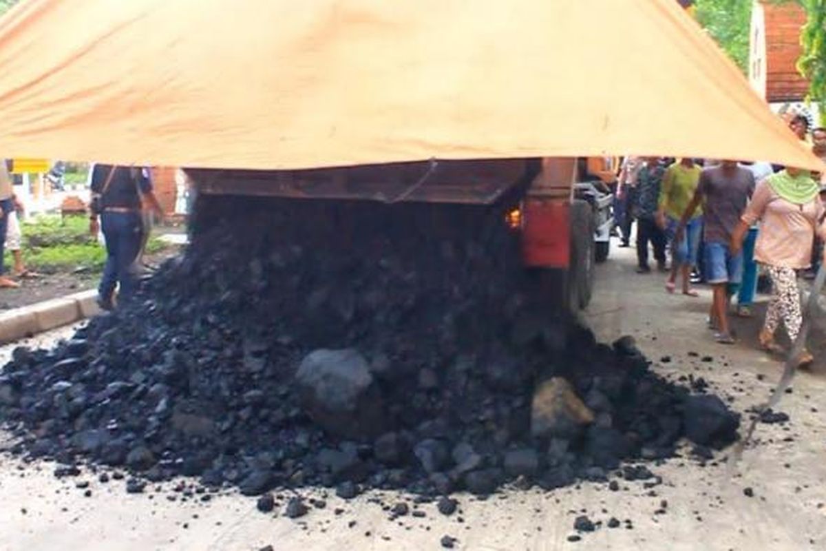 Ilustrasi batu bara. 