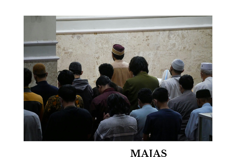 ilustrasi sholat berjamaah.