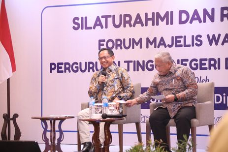 Mendagri Dorong Pemda Salurkan Beasiswa bagi Pelajar dan Peningkatan Kapasitas PNS lewat PTN-BH