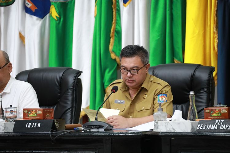 Inspektur Jenderal (Irjen) Kemendagri Tomsi Tohir pada Rapat Koordinasi (Rakor) Pengendalian Inflasi Daerah yang disiarkan secara virtual, Senin (15/1/2024).
