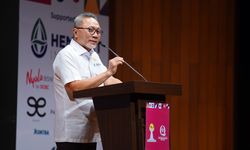 Di Pelantikan Womenpreneur Hipmi, Mendag Zulhas: Perempuan Kunci Indonesia Maju