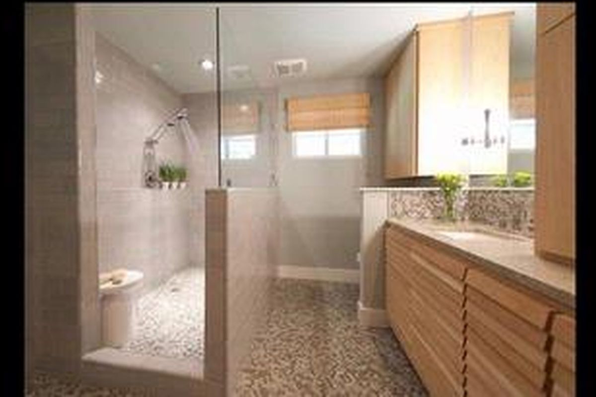 Hal terpenting membangun kamar mandi kering adalah pemisah antara area basah dan area kering.