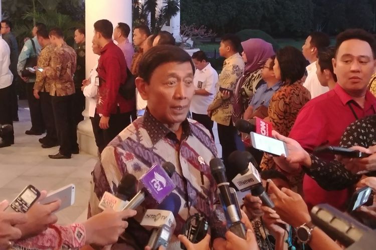 Menteri Koordinator bidang Politik, Hukum dan Keamanan Wiranto di Istana Bogor, Rabu (6/12/2017).