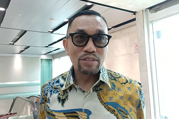 Rumah Ahmad Sahroni Dijarah, Mobil Lexus Seharga Rp 1,87 Miliar Dirusak Massa