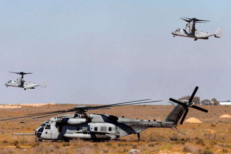 Inilah Helikopter CH-53E Super Stallion milik Marinir Amerika Serikat yang jatuh di California, Selasa (3/4/2018).