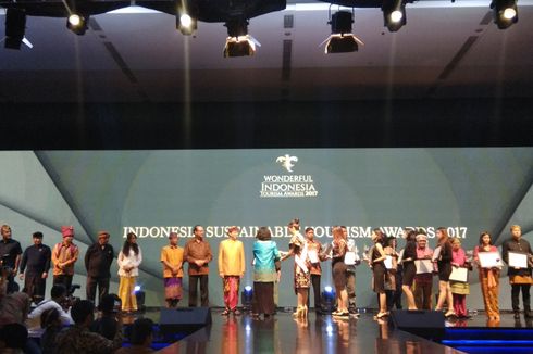 Sejumlah Pelaku Pariwisata Indonesia Diberikan Penghargaan